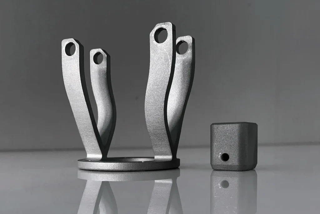 Metal mounting bracket Metal mounting bracket
