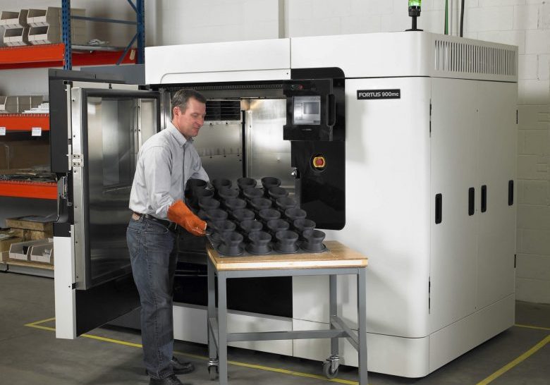 3D Part Production 3D Part Production and Manufacture with a professional 3D printer