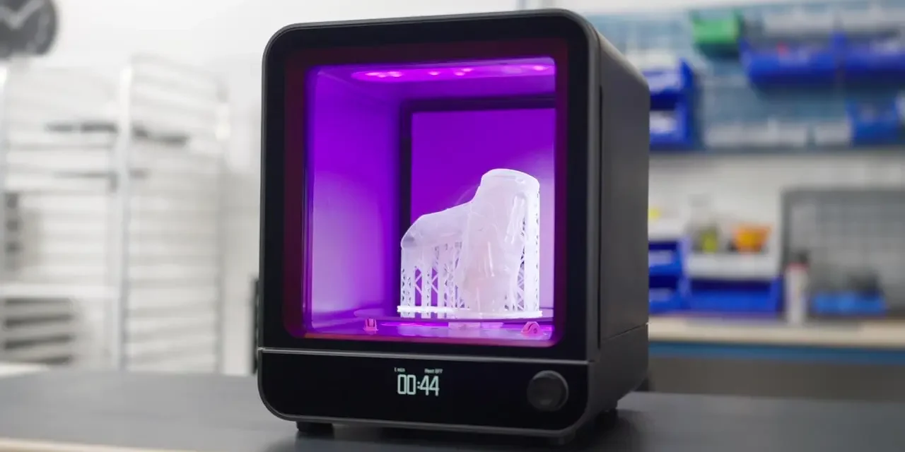 Formlabs part curing Formlabs part curing